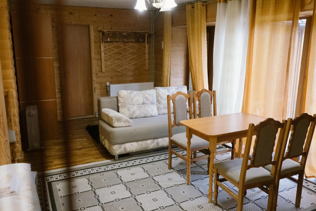 Sadyba Morozko Tatariv Exterior photo